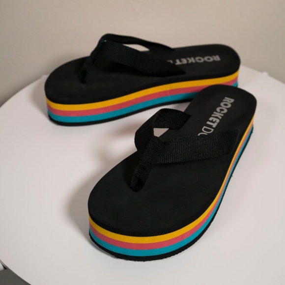 Rocket Dog Shoes - Rocketdog Rainbow Platform Sandals in Women